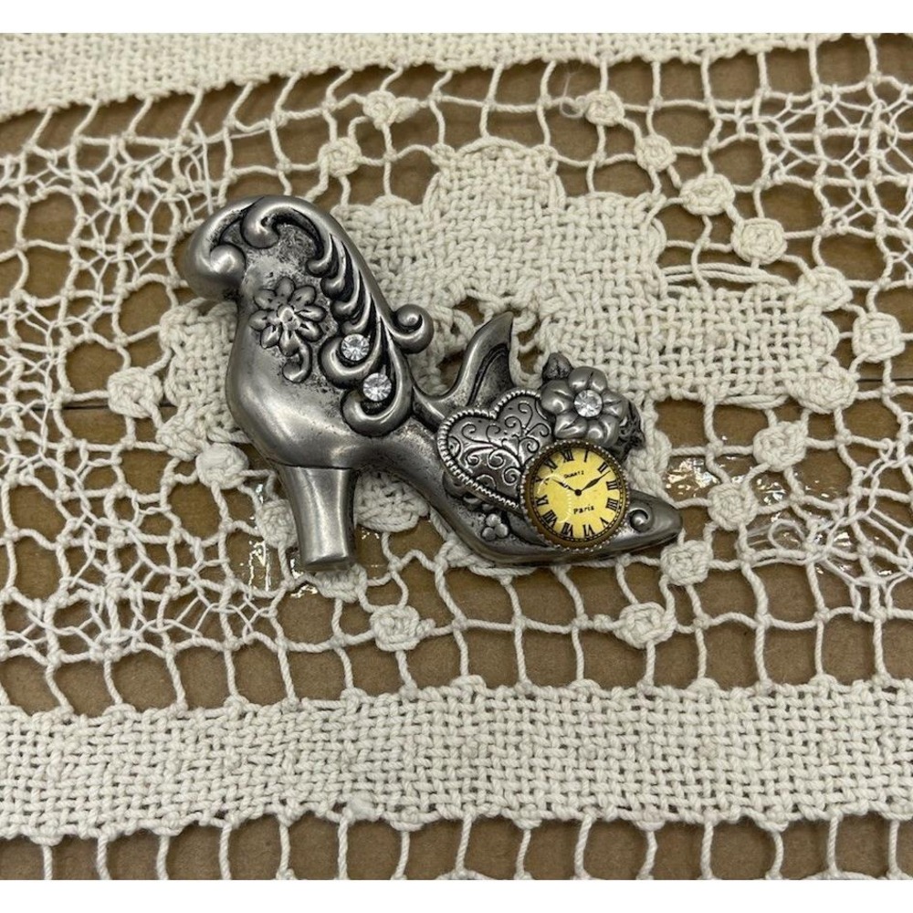 Vintage Silver Tone Repousse High Heel Shoe Boot Pin Brooch Victorian Steam Punk